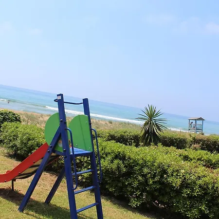 מלון דירות Gorgona גליפאדה